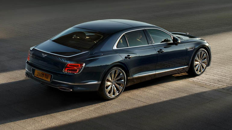 Βασιλικές ανέσεις από τη νέα Bentley Flying Spur